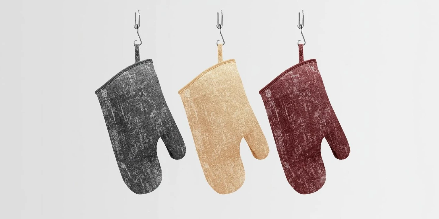 How to prevent kitchen burns with the right oven gloves